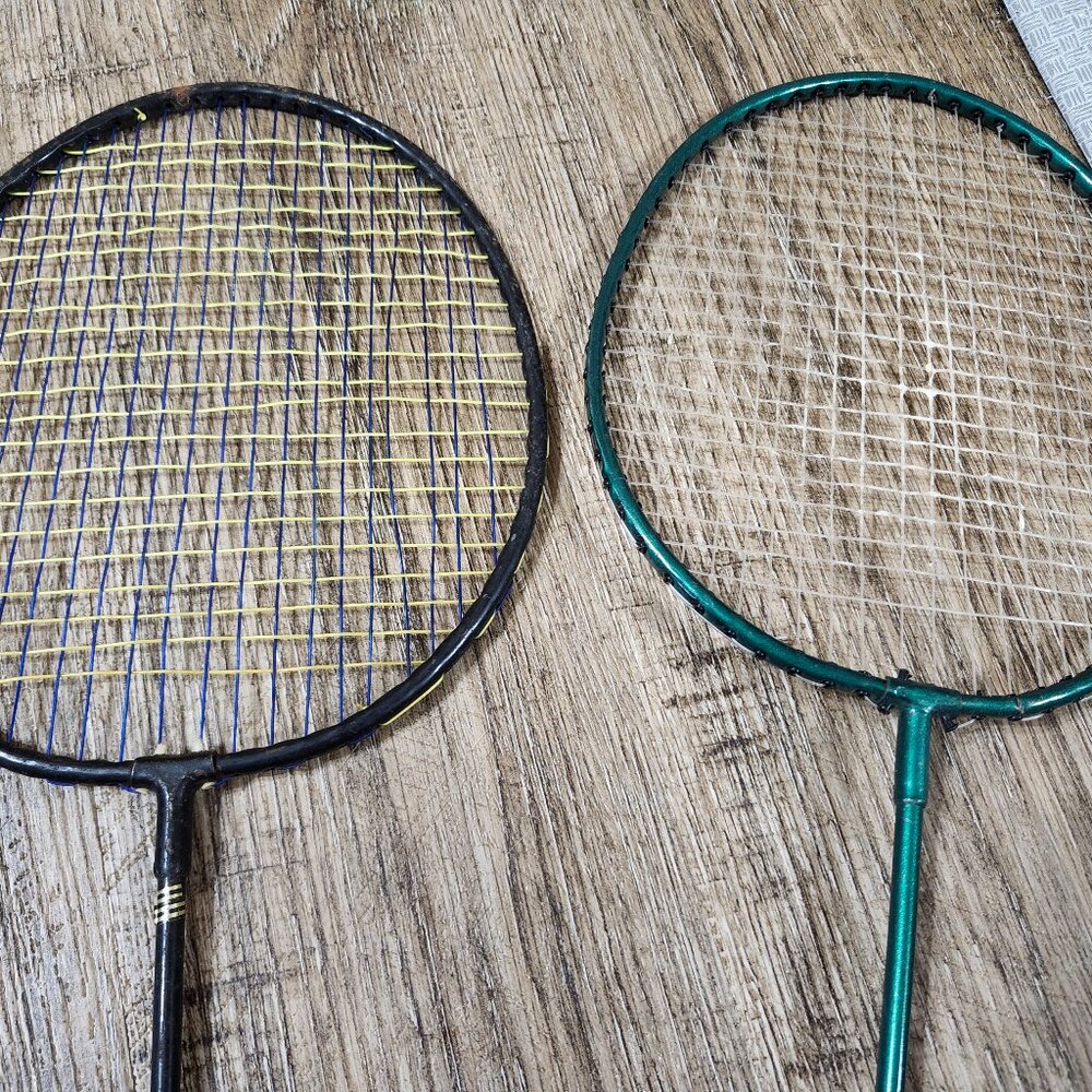 Badmitton rackets and 20 birdies - Picture 4 of 8